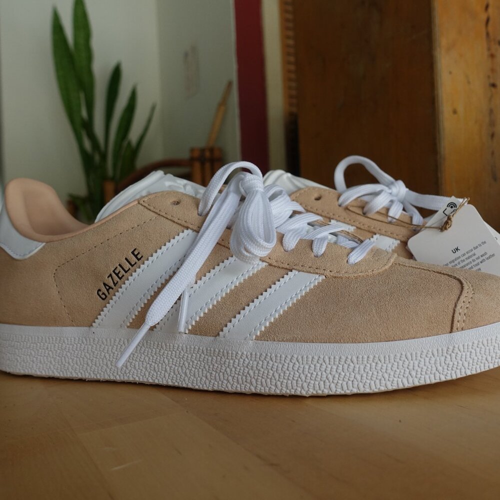 Adidas Gazelle Halo Blush Size US 9 Womens